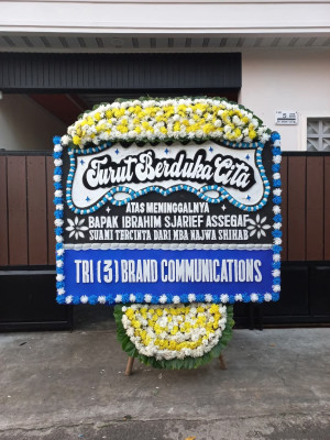Papan Bunga Duka di Teluk Kabung Utara